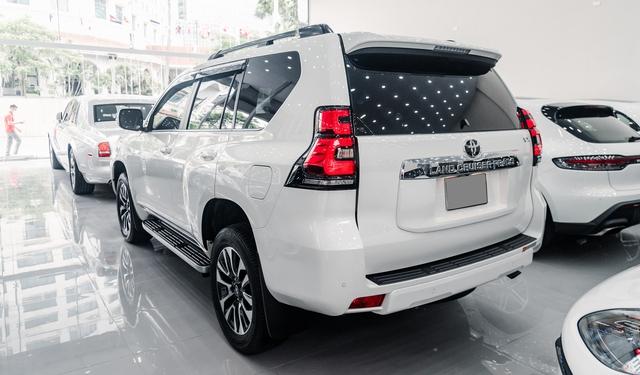 Hàng hiếm Toyota Land Cruiser 2022 siêu lướt được giao giá gần 3 tỷ đồng sau vài tháng sử dụng - Ảnh 3.