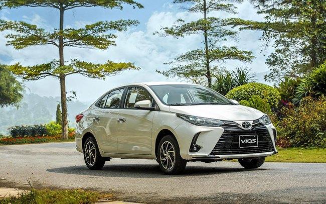 Toyota Vios giảm mạnh hơn 40 triệu đồng