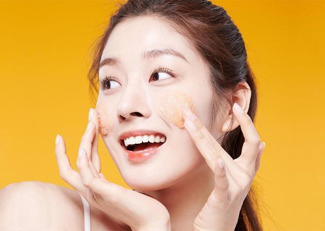 Khám phá bí kíp cho làn da khỏe mạnh ngày hè bằng vitamin C cùng COMMONLABS - Ảnh 1.