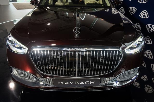 Ngồi thử Mercedes-Maybach S 680 giá 16 tỷ đồng tại Việt Nam: Đóng mở cửa như Rolls-Royce, ghế ông chủ có thể biến thành giường - Ảnh 12.