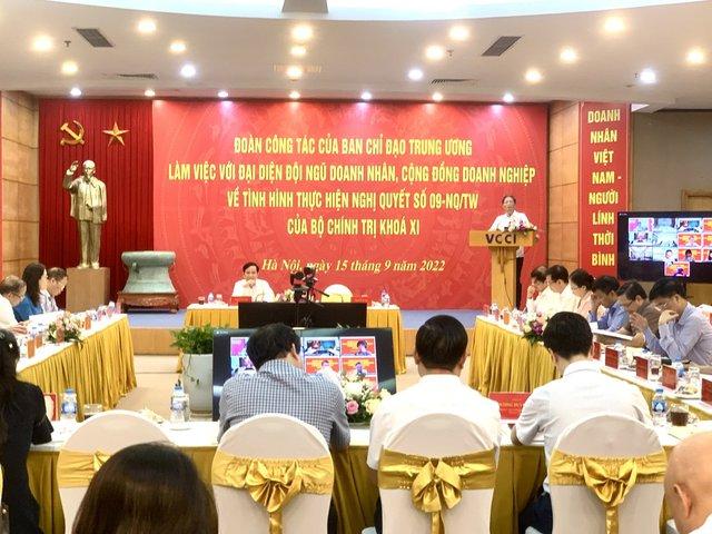 Phát huy vai trò xung kích của DN, doanh nhân trong bối cảnh mới - Ảnh 3.
