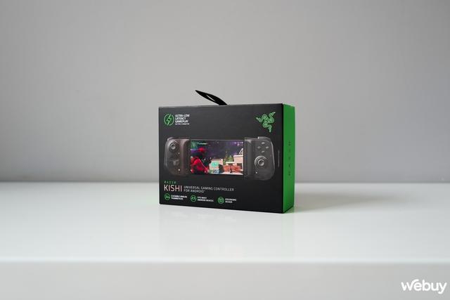 Trên tay tay cầm gaming Razer Kishi V2: Biến smartphone thành máy chơi game "chuyên nghiệp" - Ảnh 2.