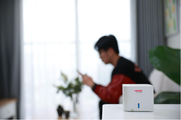 1 tháng dùng Viettel Home Wifi: Sóng căng, không lo "góc chết", rất hợp với nhà nhiều tầng - Ảnh 5.
