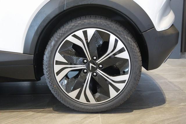 Soi chi tiết ngoại thất ô tô điện VinFast VF6 nét căng ngoài đời - Ảnh 5. Soi chi tiết ngoại thất ô tô điện VinFast VF6 nét căng ngoài đời - Ảnh 5.