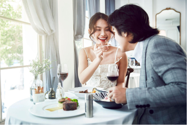 Le Monde Steak - Điểm hẹn lý tưởng dịp 20/10 để hâm nóng tình cảm   - Ảnh 4.