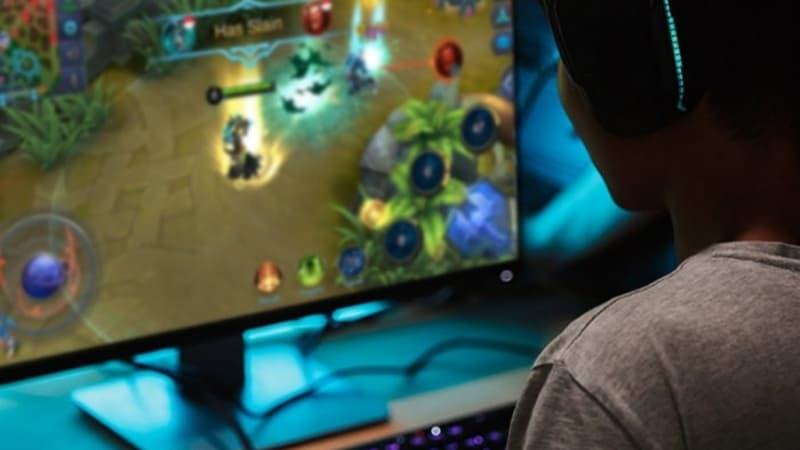 Cara Main Mobile Legends di PC Atau Laptop Terbaru 2021 - VazGaming.com