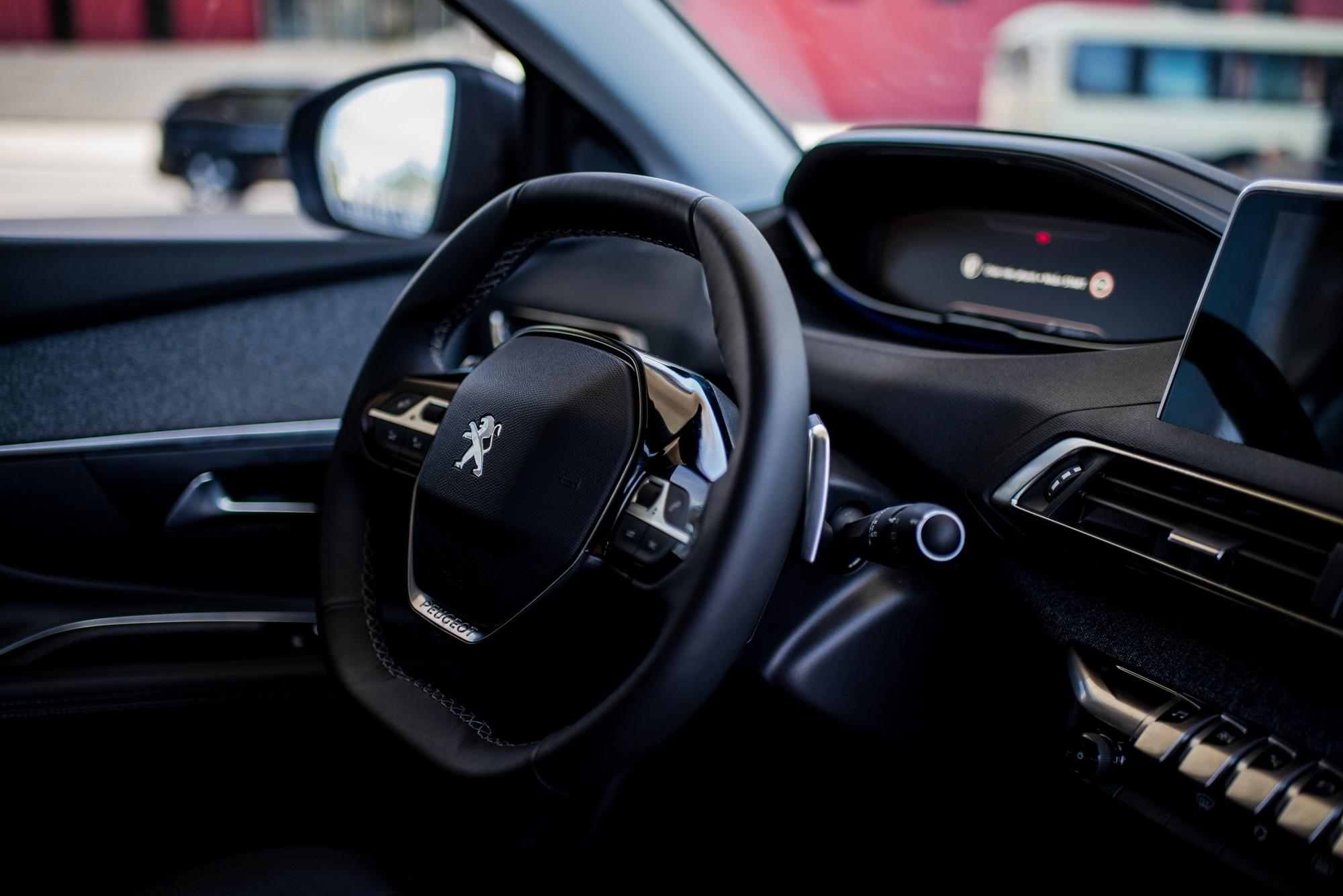Chủ xe Peugeot 5008 chia sẻ sau 4 năm sử dụng: Hài lòng về chất lượng và dịch vụ - Ảnh 2. Chủ xe Peugeot 5008 chia sẻ sau 4 năm sử dụng: Hài lòng về chất lượng và dịch vụ - Ảnh 2.