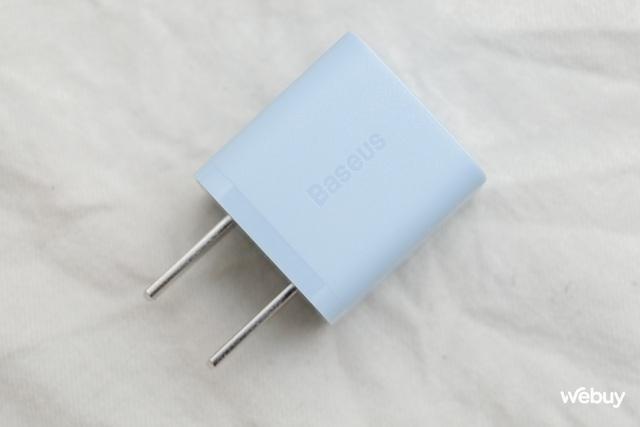 Sạc nhanh Baseus thế hệ mới dành cho iPhone: Thiết kế nhỏ gọn, nhiều màu sắc, giá chỉ 177,000 đồng - Ảnh 4. Sạc nhanh Baseus thế hệ mới dành cho iPhone: Thiết kế nhỏ gọn, nhiều màu sắc, giá chỉ 177,000 đồng - Ảnh 4.