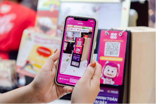 Giới trẻ cuối tháng vẫn thoải mái săn sale nhờ "người bạn" này - Ảnh 3.