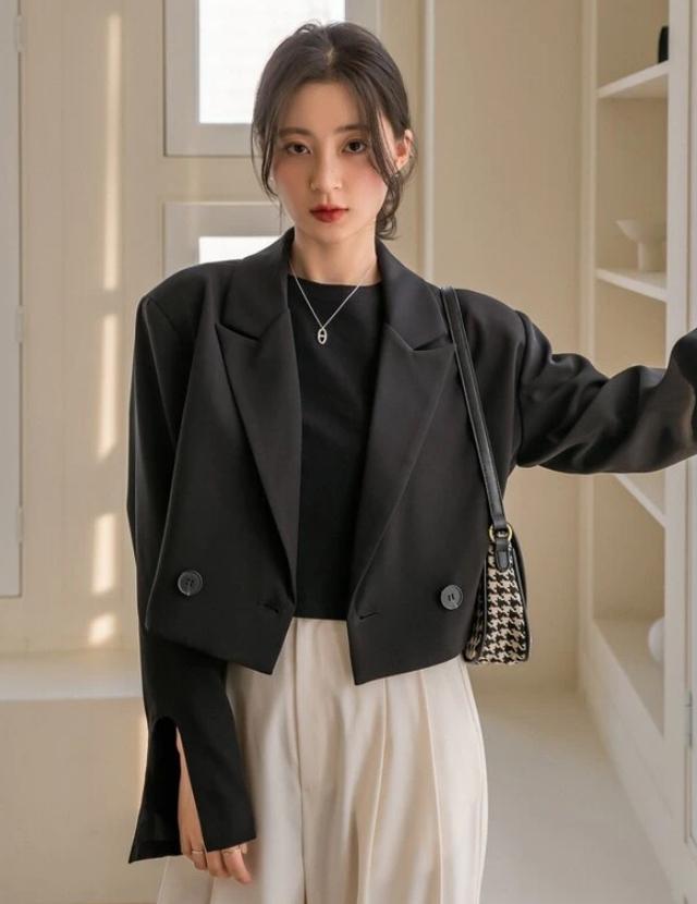 5 mẫu blazer giúp các nàng trở nên thanh lịch và hiện đại trong mùa thu đông - Ảnh 6.