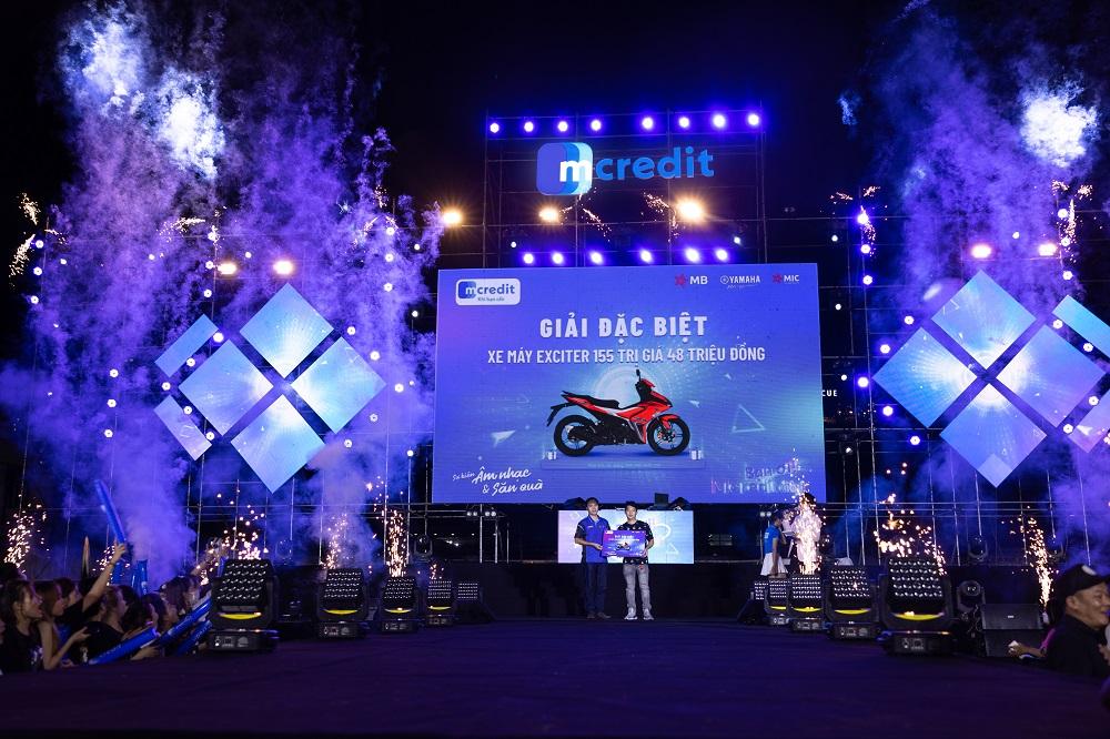Mcredit Music Fest Bình Dương hút gần 500.000 lượt view trong 3 tiếng - Ảnh 9.
