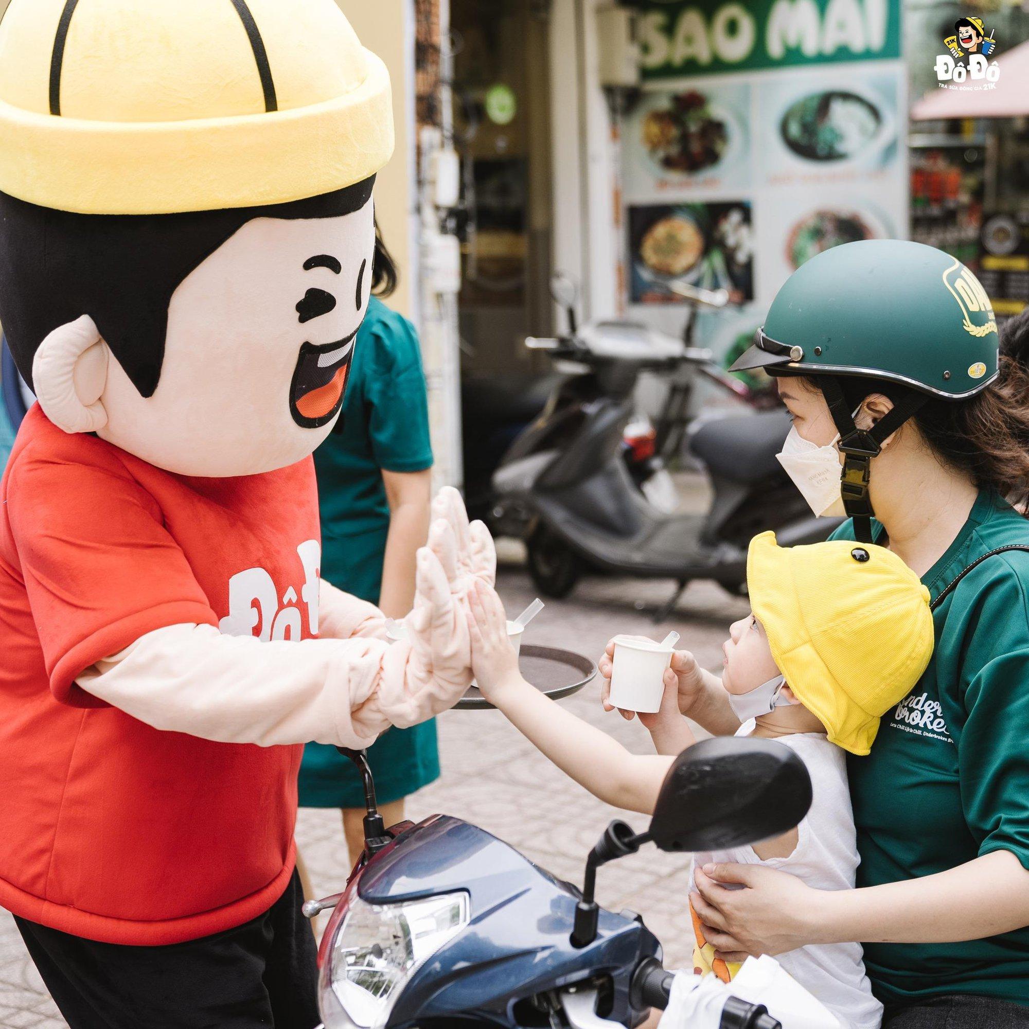 Trà sữa Đô Đô vừa chào sân miền Nam đã tạo nên cơn sốt - Ảnh 4.
