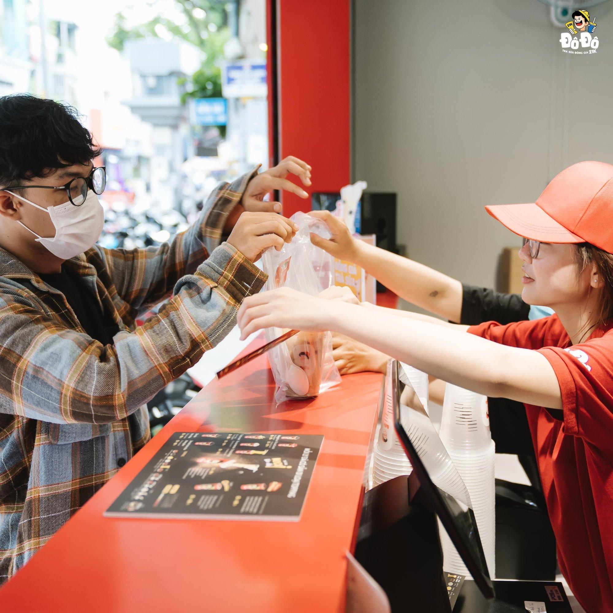Trà sữa Đô Đô vừa chào sân miền Nam đã tạo nên cơn sốt - Ảnh 6.
