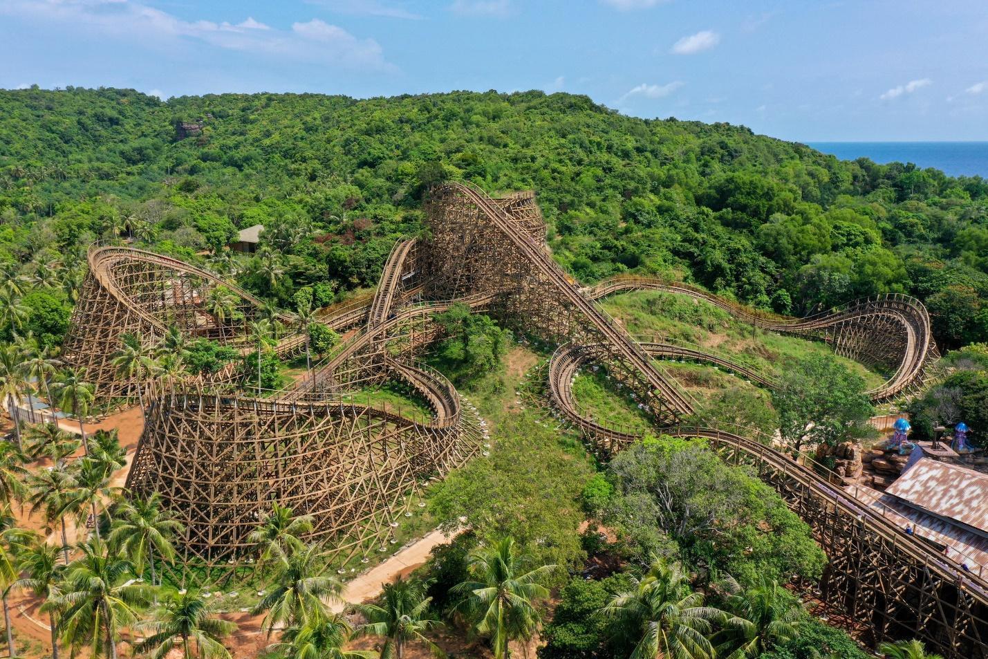 Valentine bùng nổ cảm xúc tại Sun World Phu Quoc, tại sao không? - Ảnh 2. Valentine bùng nổ cảm xúc tại Sun World Phu Quoc, tại sao không? - Ảnh 2.