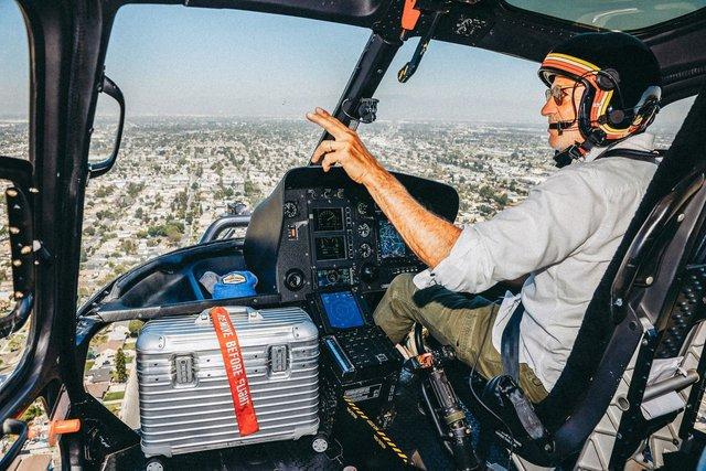 Vali phi công Rimowa: Bạn đồng hành lý tưởng cho những chuyến phiêu lưu ngắn ngày - Ảnh 2. Vali phi công Rimowa: Bạn đồng hành lý tưởng cho những chuyến phiêu lưu ngắn ngày - Ảnh 2.