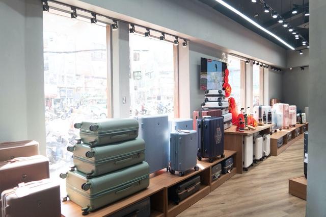 MIA.vn phân phối độc quyền Vali Heys hàng đầu Canada tại Việt Nam - Ảnh 3. MIA.vn phân phối độc quyền Vali Heys hàng đầu Canada tại Việt Nam - Ảnh 3.