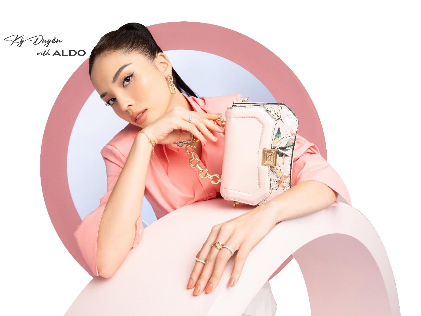 Kỳ Duyên kết hợp cùng ALDO ra mắt BST thời trang mới: Vừa Y2K trẻ trung, lại cá tính quyền lực, dự sẽ khiến các tín đồ thích mê - Ảnh 3. Kỳ Duyên kết hợp cùng ALDO ra mắt BST thời trang mới: Vừa Y2K trẻ trung, lại cá tính quyền lực, dự sẽ khiến các tín đồ thích mê - Ảnh 3.