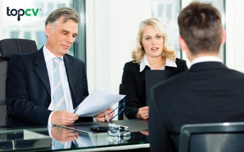 TopCV chia sẻ 5 cơ hội việc làm dành cho người giỏi tiếng Trung - Ảnh 1. TopCV chia sẻ 5 cơ hội việc làm dành cho người giỏi tiếng Trung - Ảnh 1.