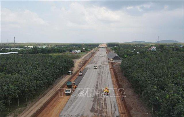 Cao tốc Phan Thiết - Dầu Giây dài gần 100km, từ Bình Thuận đến Đồng Nai. Ảnh: Công Phong/TTXVN