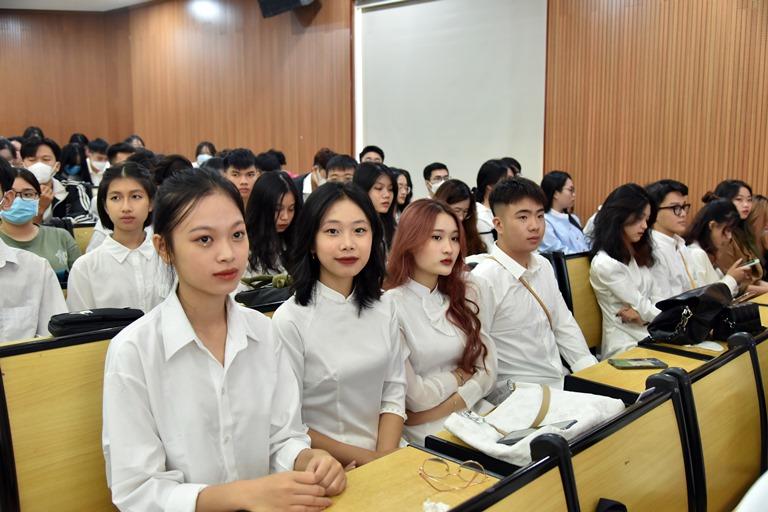 Sếp Hoàng Nam Tiến: "Tập đoàn có 60.000 người, nhưng chỉ có 6 kế toán" - Liệu ngành học này đã thất thế, học ra trường không có việc làm? - Ảnh 2.