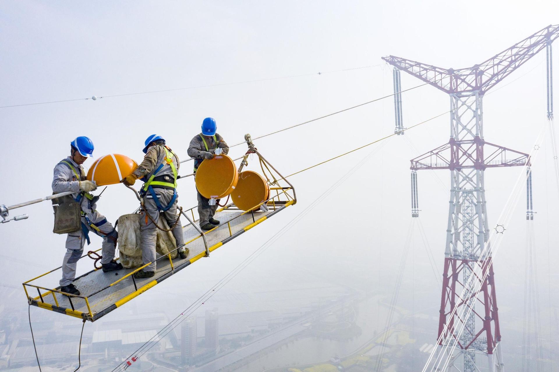 Điều ít biết về doanh thu cực khủng của công ty Trung Quốc sẽ bán điện cho Quảng Ninh từ ngày mai - Ảnh 2.