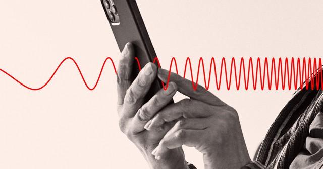 15 mẫu điện thoại có bức xạ điện từ lớn nhất thế giới - Ảnh 1.