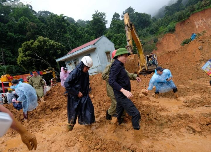 Nguyên nhân vụ sạt lở đèo Bảo Lộc khiến 3 chiến sỹ CSGT và 1 người dân thiệt mạng - Ảnh 1.