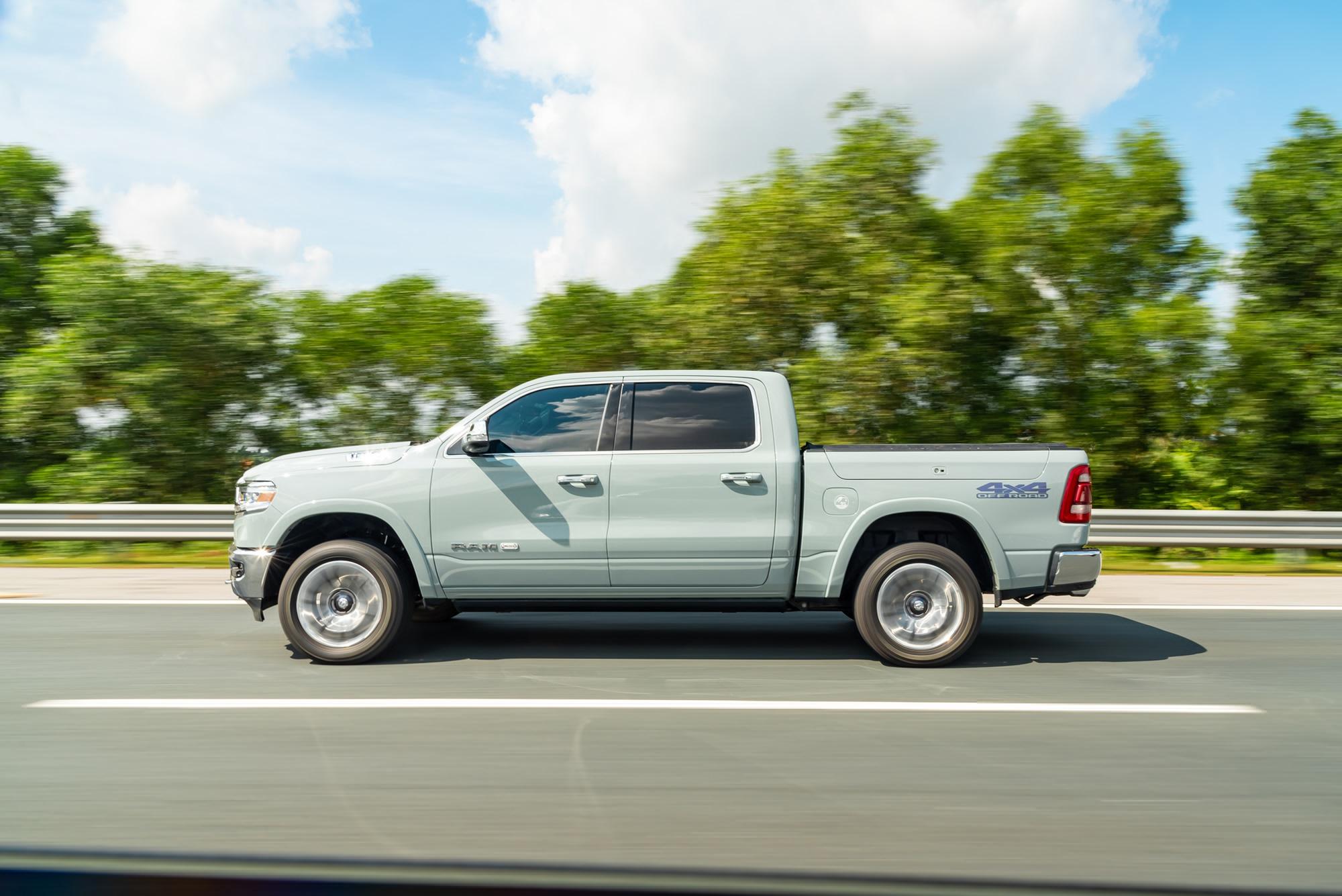 Hơn 150km lên đỉnh Phượng Hoàng bằng Ram 1500 Longhorn: Ngồi bán tải nhưng êm và sướng như trên SUV hạng sang - Ảnh 25.