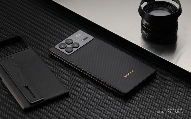 Ảnh thực tế Xiaomi MIX Fold 3 với thiết kế siêu mỏng, bản lề mới, giá dưới 30 triệu đồng - Ảnh 2.