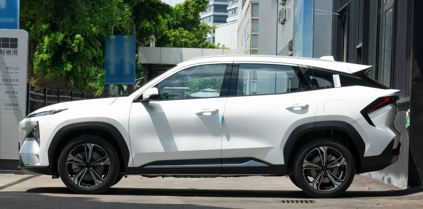 Mẫu SUV 'ăn xăng' 1,3 lít/100km vừa trình làng đã gây sốt, giá hơn 600 triệu đồng thách thức Hyundai Tuson - Ảnh 2.