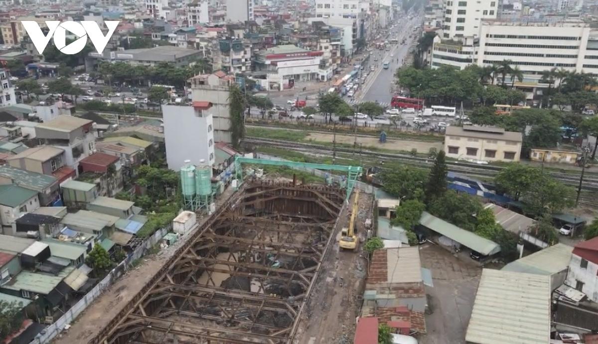 Nhiều “điểm nghẽn” khiến hầm chui Giải Phóng-Kim Đồng nguy cơ chậm tiến độ - Ảnh 3.