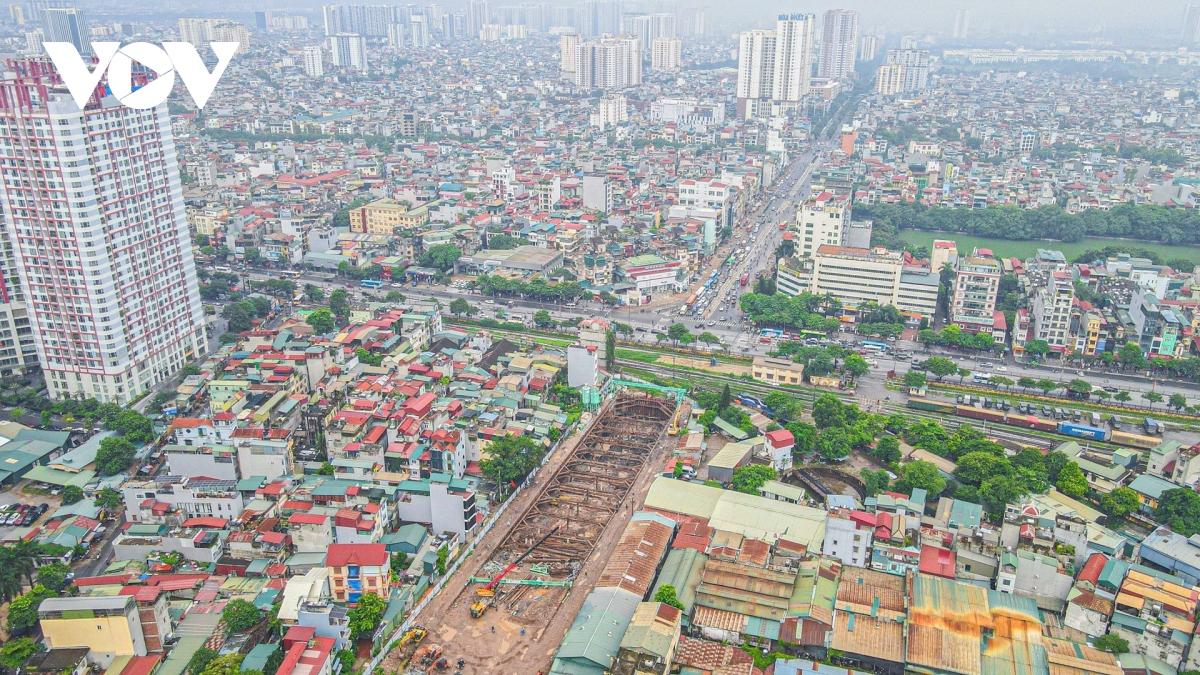 Nhiều “điểm nghẽn” khiến hầm chui Giải Phóng-Kim Đồng nguy cơ chậm tiến độ - Ảnh 1.