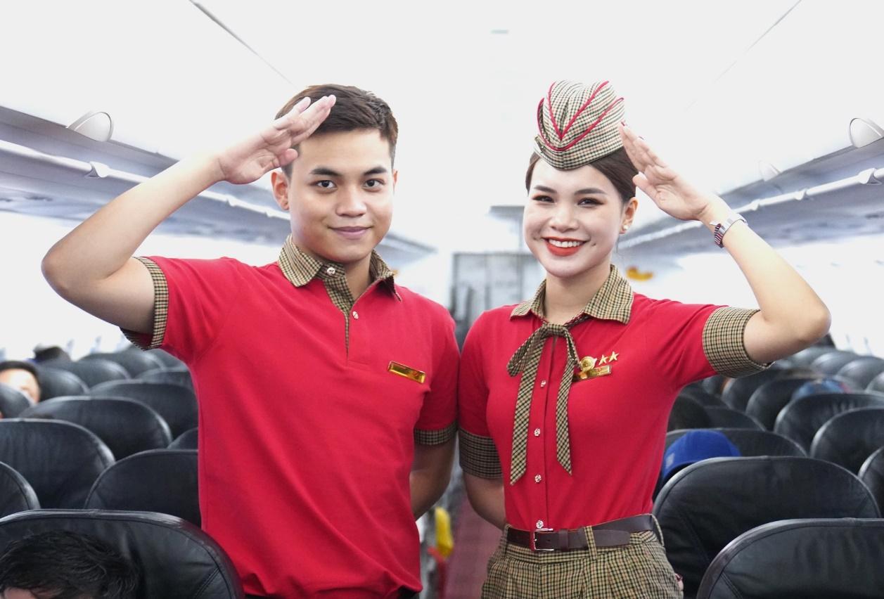 Mừng ngày Phụ nữ Việt Nam 2010, nhận ngàn ưu đãi bất ngờ từ Vietjet - Ảnh 3.