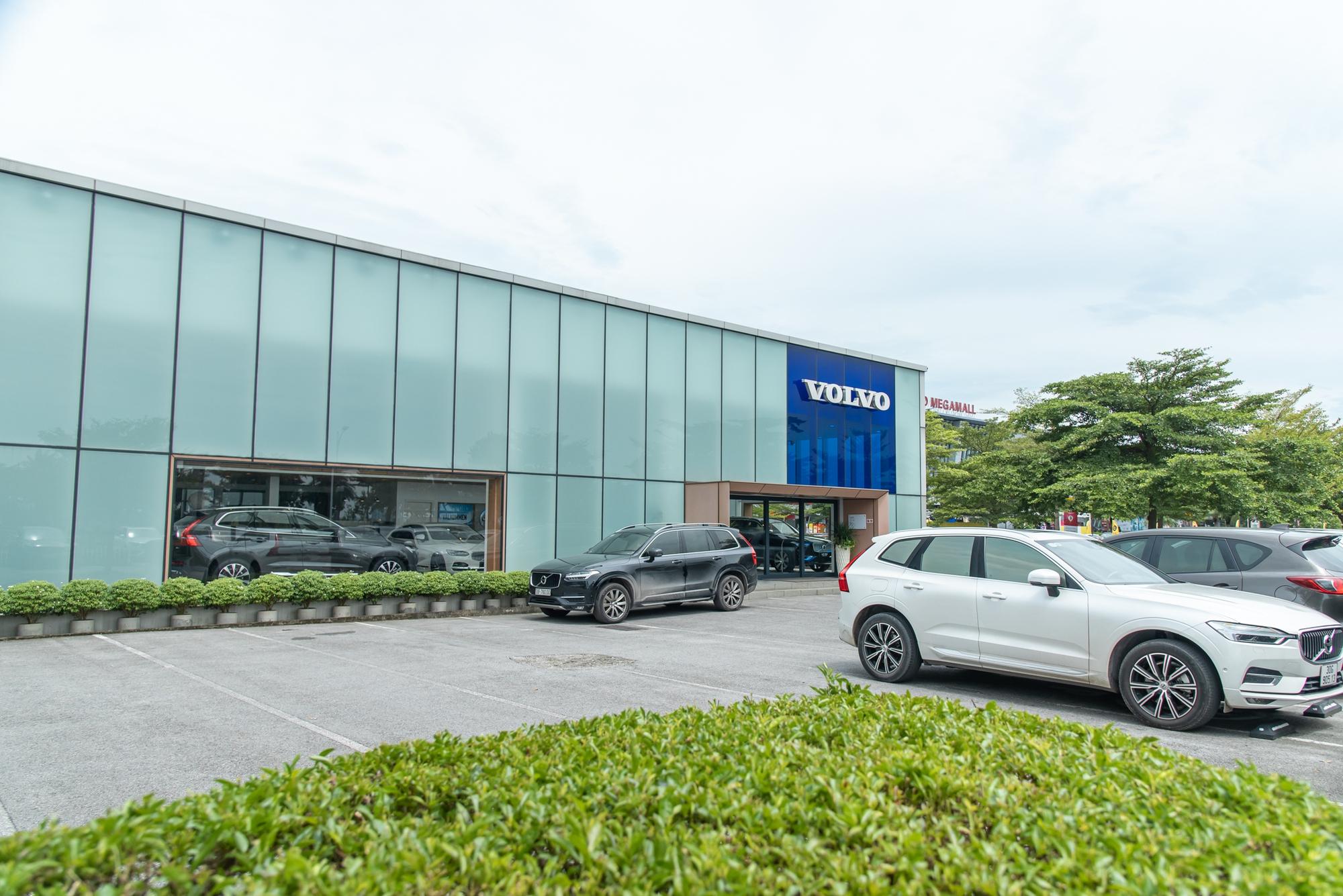 Showroom Volvo Hà Nội - nét trang nhã Bắc Âu giữa lòng thủ đô - Ảnh 1.