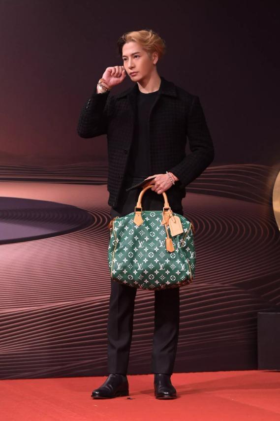 Giám đốc sáng tạo Pharrell Williams và cuộc chơi phá cách trên những thiết kế túi Louis Vuitton mùa Xuân - Hè 2024 - Ảnh 3.