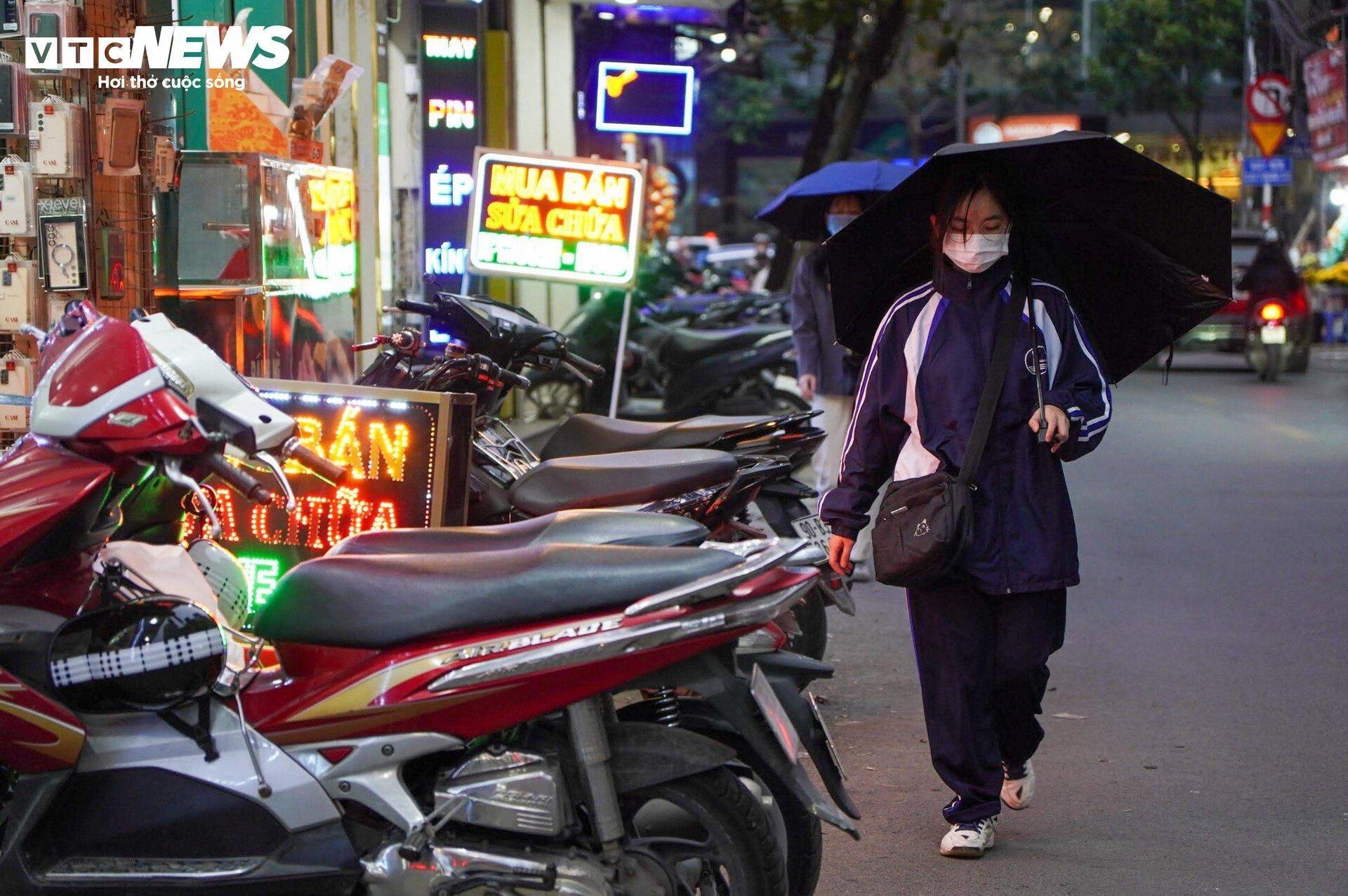 Cận cảnh tuyến đường sắp được Hà Nội mở rộng hơn 20m để giảm ùn tắc - Ảnh 10.