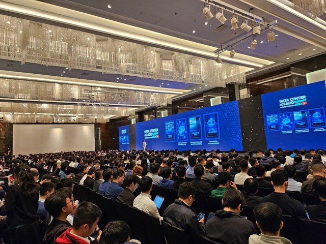 Gần 2.000 người tham dự sự kiện DCCI Summit 2024 do Viettel IDC tổ chức - Ảnh 1.