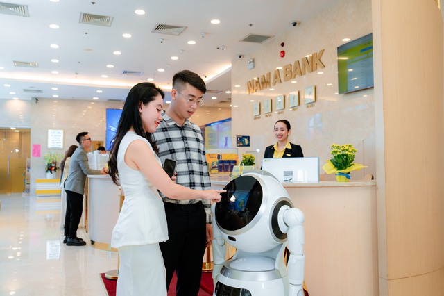 Nam A Bank chốt kế hoạch chia cổ tức 25% trong năm nay, mục tiêu lãi 4.000 tỷ đồng- Ảnh 2.