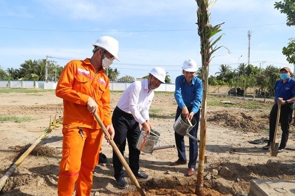 Công ty Nhiệt điện Duyên Hải phát động trồng cây năm 2024