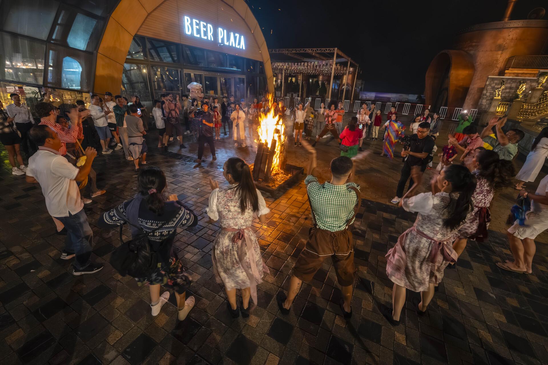 da nang tan huong bua tiec dem ba na by night phien ban moi chi tu 500000 vnd hinh 2
