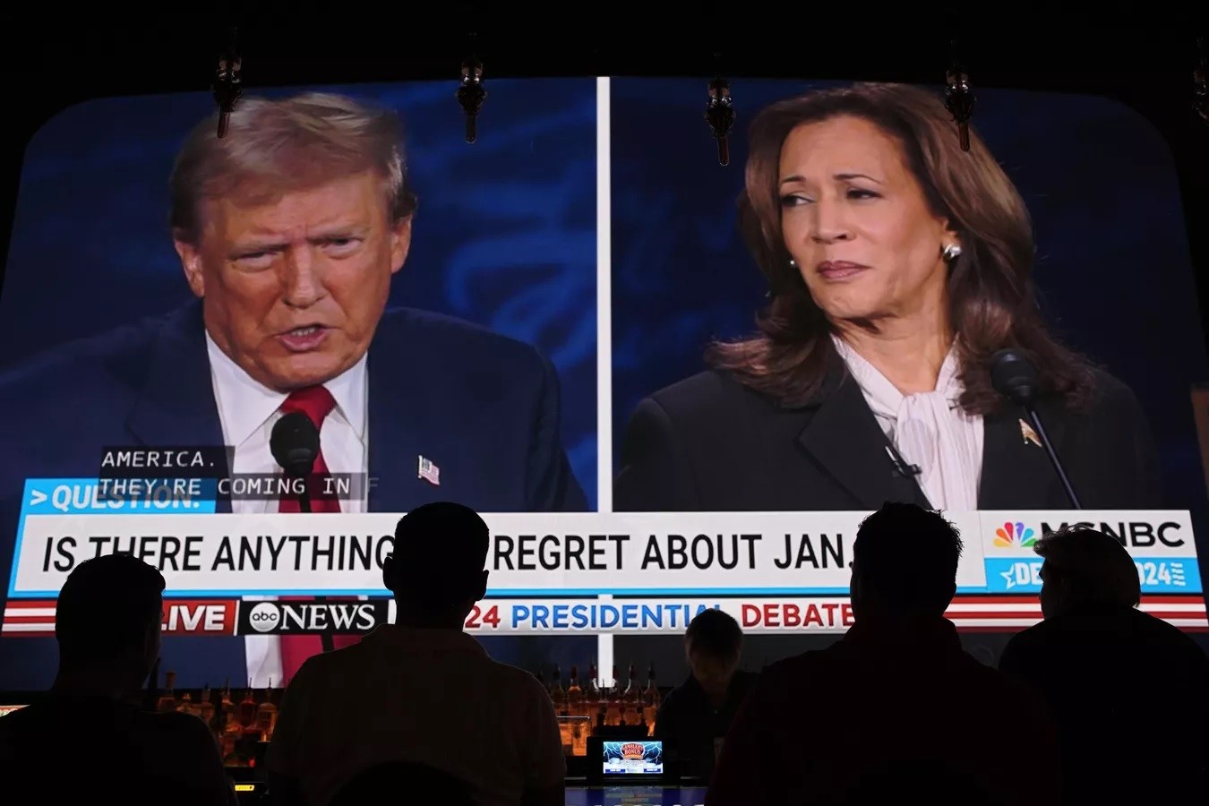 Phó tổng thống Kamala Harris của đảng Dân chủ và cựu Tổng thống Donald Trump của đảng Cộng hòa