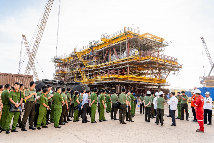 Công đoàn CAND và Công đoàn Dầu khí Việt Nam giao lưu, trao đổi kinh nghiệm