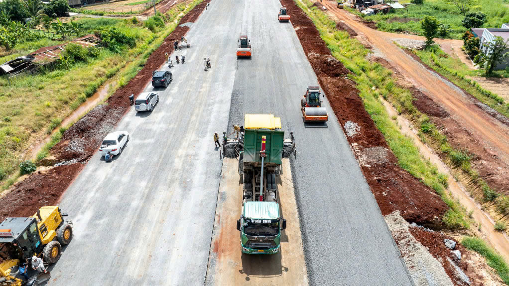 Cao tốc Biên Hòa - Vũng Tàu vào cao điểm thi công- Ảnh 2.