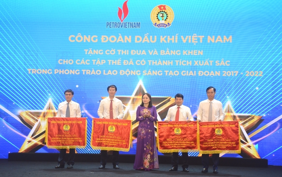 CĐ DKVN cổ vũ, động viên đoàn viên và người lao động hăng say lao động, học tập và công tác thông qua các phong trào thi đua lao động sáng tạo