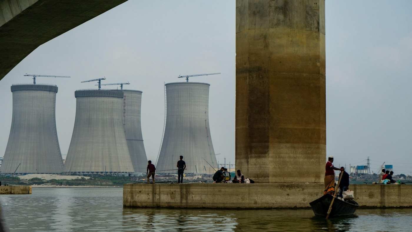 nga tham vong di dau the gioi ve xay dung nha may dien hat nhan hinh 1