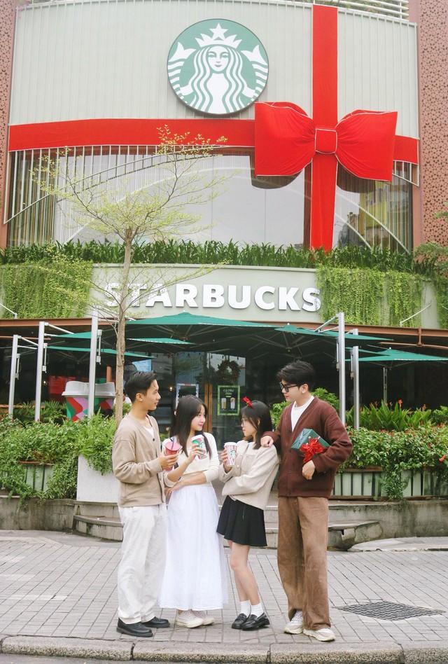 Top 3 lý do bạn phải check-in Starbucks cùng người thương dịp cuối năm - Ảnh 1.