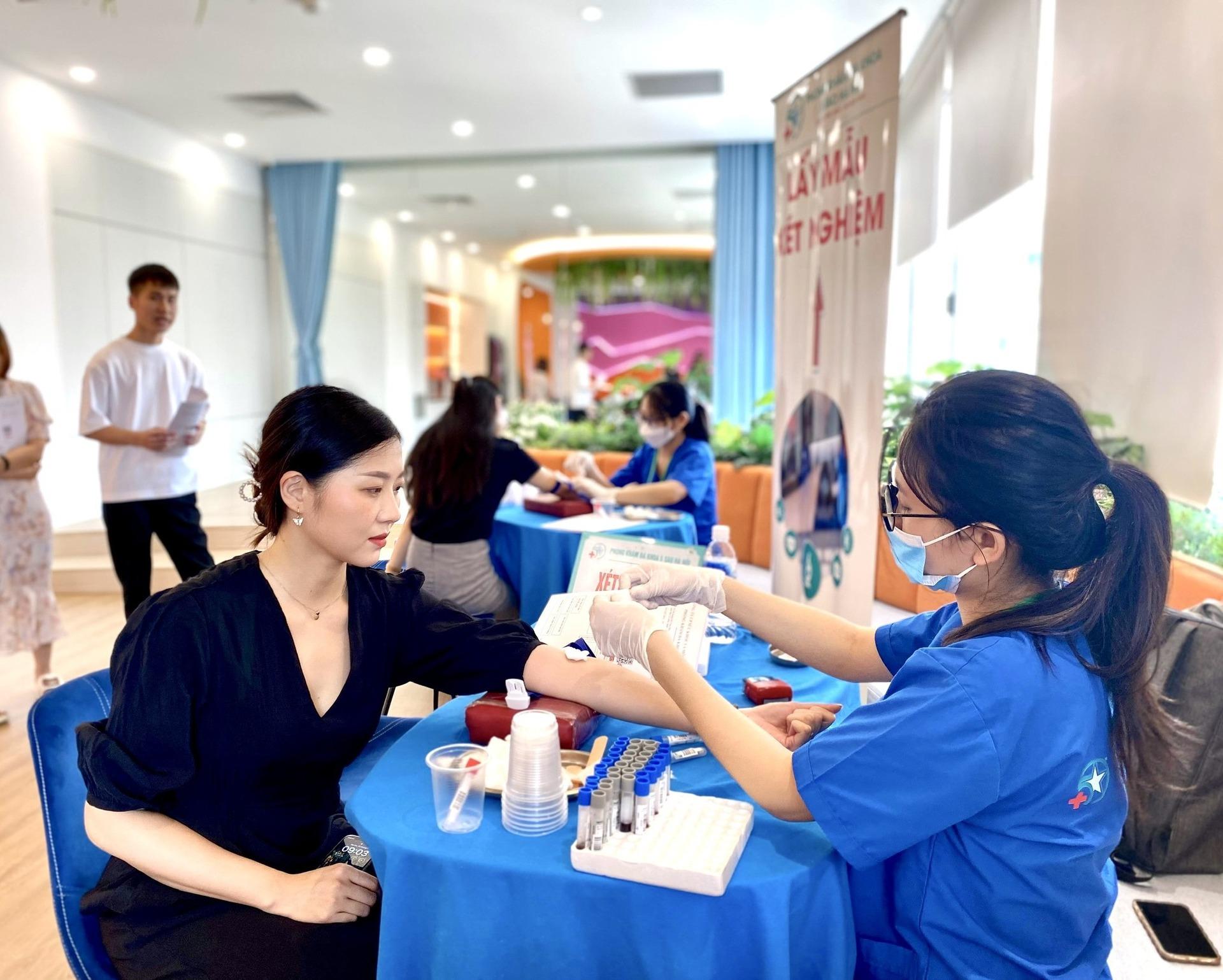 phong kham da khoa 5 sao ha noi  tien phong cham soc suc khoe doanh nghiep va nguoi dan hinh 5