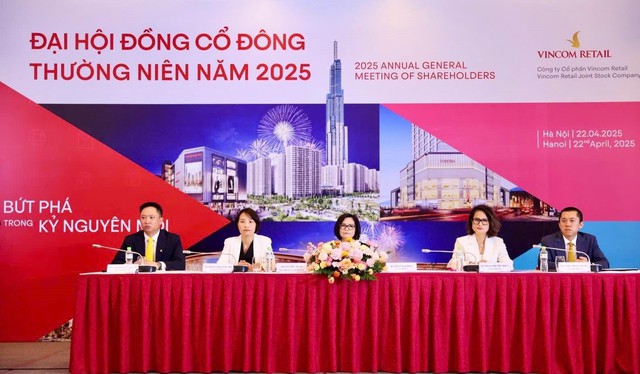 ĐHĐCĐ Vincom Retail: Lợi nhuận sau thuế quý 1 ước tăng 10%, lượng khách đến TTTM tăng trưởng tốt