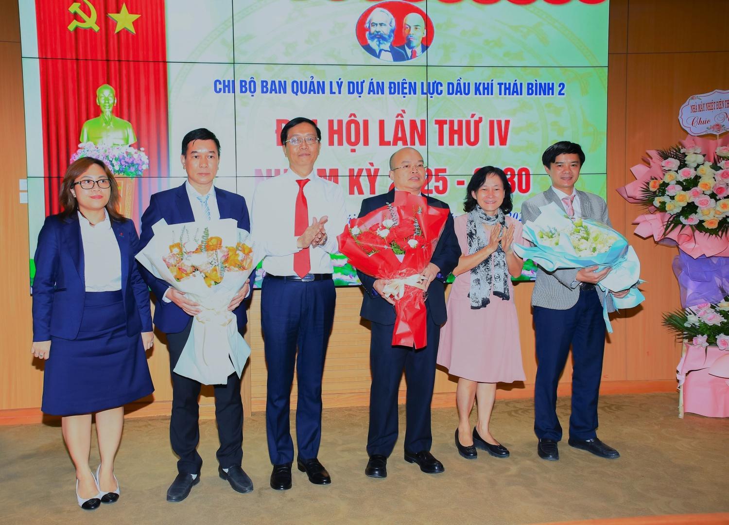 Chi bộ Ban QLDA ĐLDK Thái Bình 2: Phát huy tinh thần