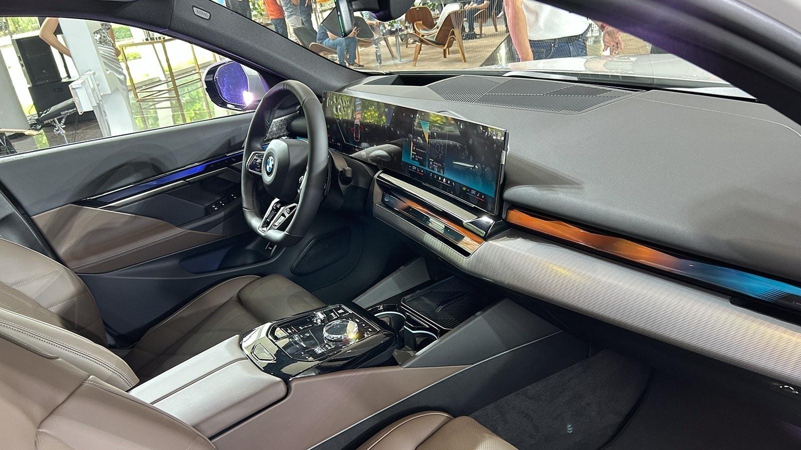 Thiết kế khoang lái của BMW 5 Series 2025.